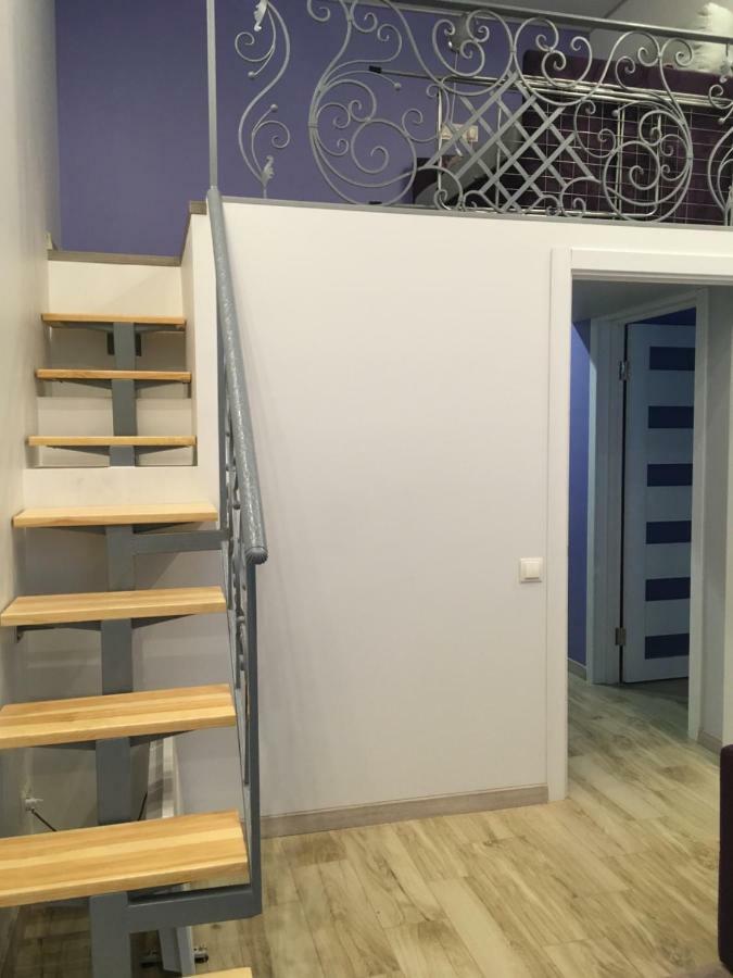 Romantik Eko Apartment Lviv Buitenkant foto